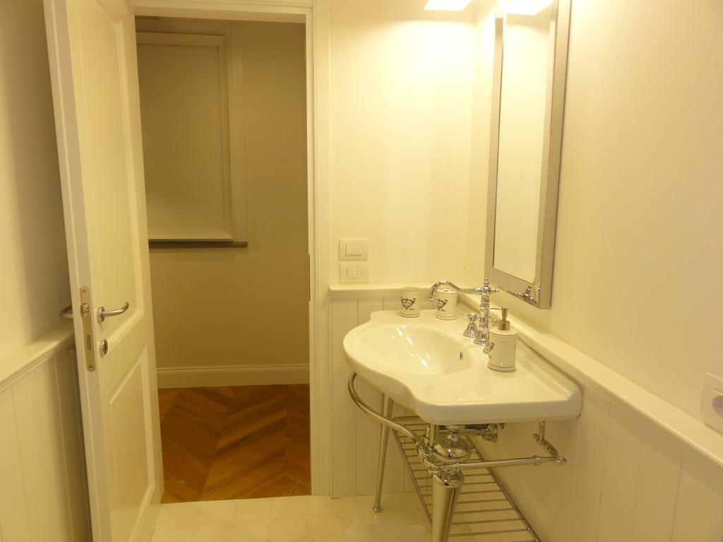 Corso In Florence Apartment Room photo