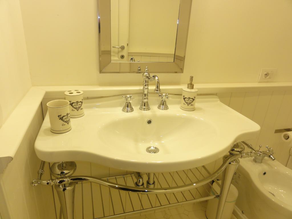 Corso In Florence Apartment Room photo